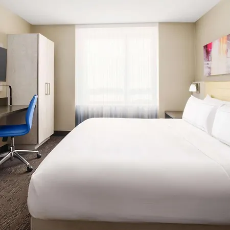 Doubletree By Hilton New York Times Square West Hotel Exterior photo